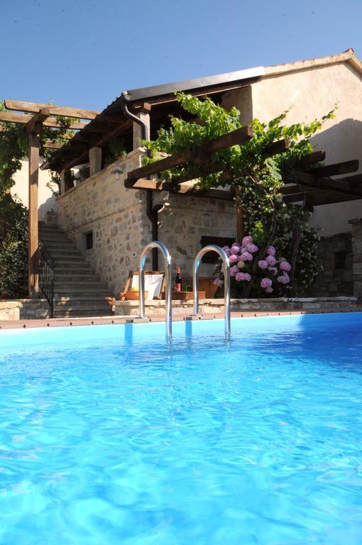 Holiday Homes Poli Svetega Antona Gračišće Exteriör bild