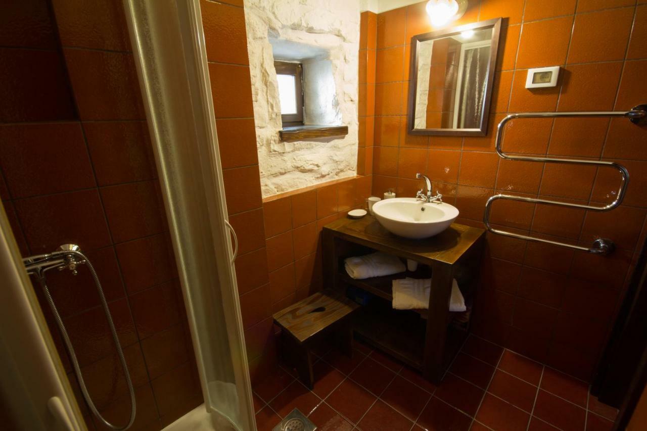 Holiday Homes Poli Svetega Antona Gračišće Exteriör bild